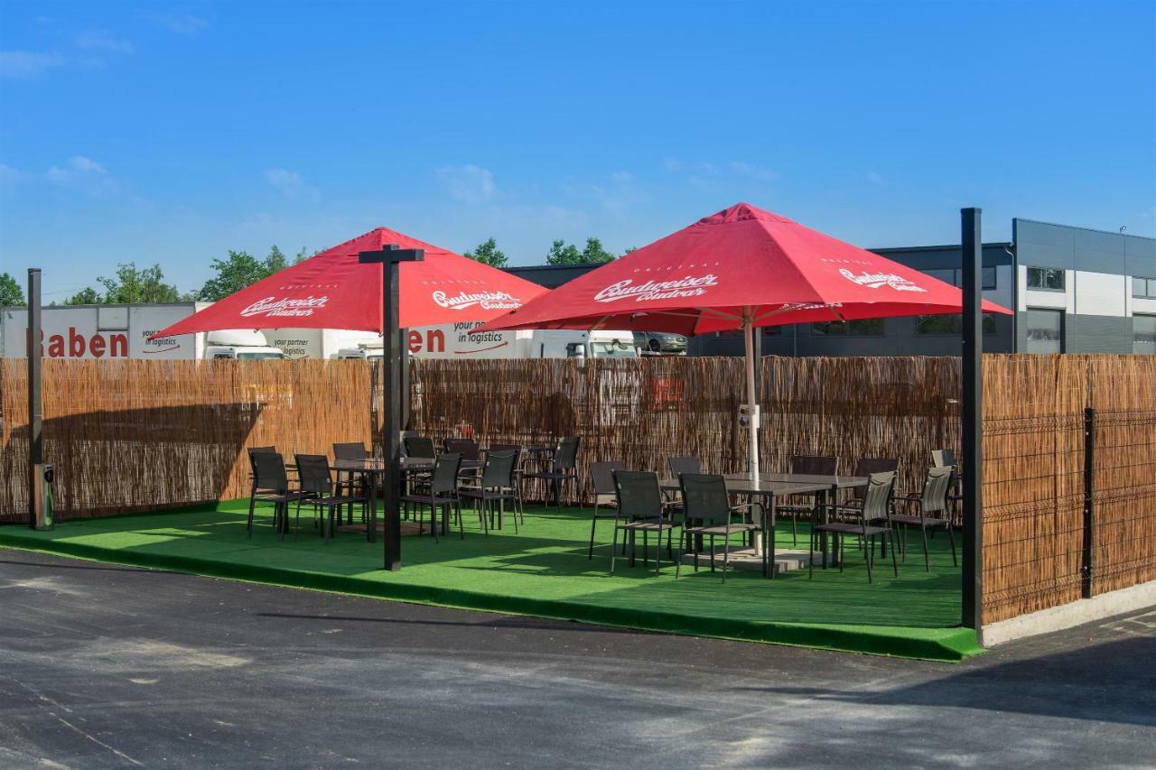 S7 Hotel Kielce Eksteriør billede